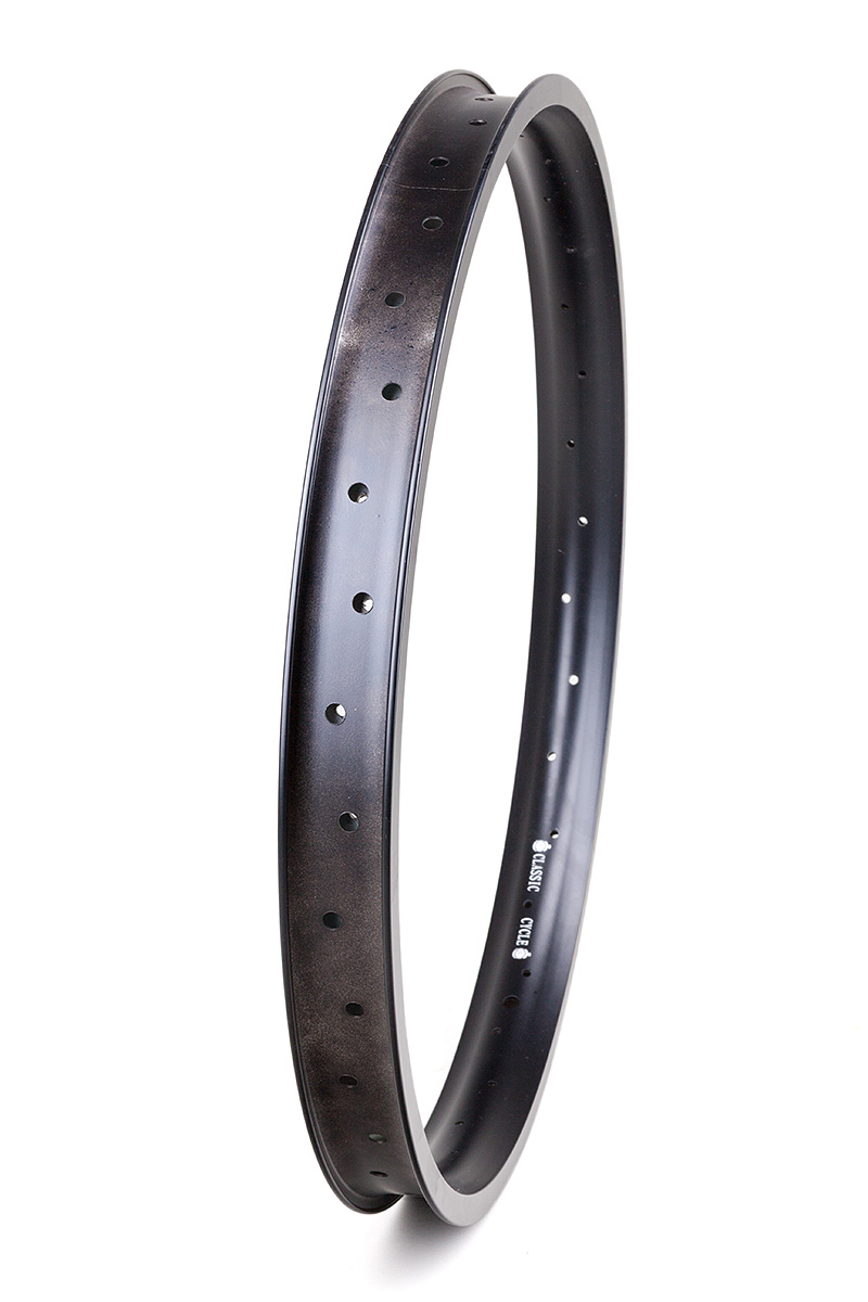 Cerchione in alluminio da 24 pollici 46 mm nero opaco