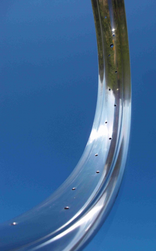 Cerchio in alluminio 24 pollici, larghezza 80 mm, lucidato a specchio