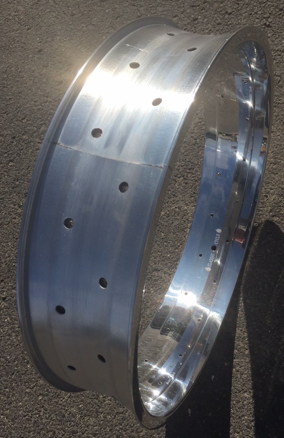 Cerchione in alluminio da 20 pollici 102 mm nero lucido