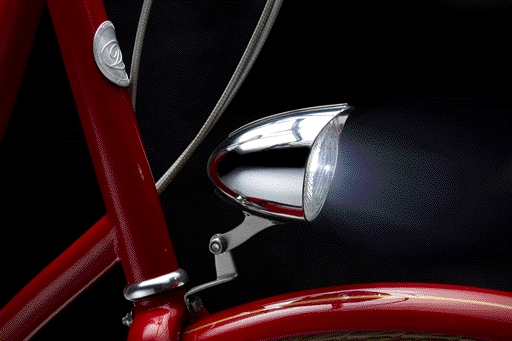 Fanale frontale a LED Classic Cycle per dinamo 6V 70 mm cromato con parasole piccolo