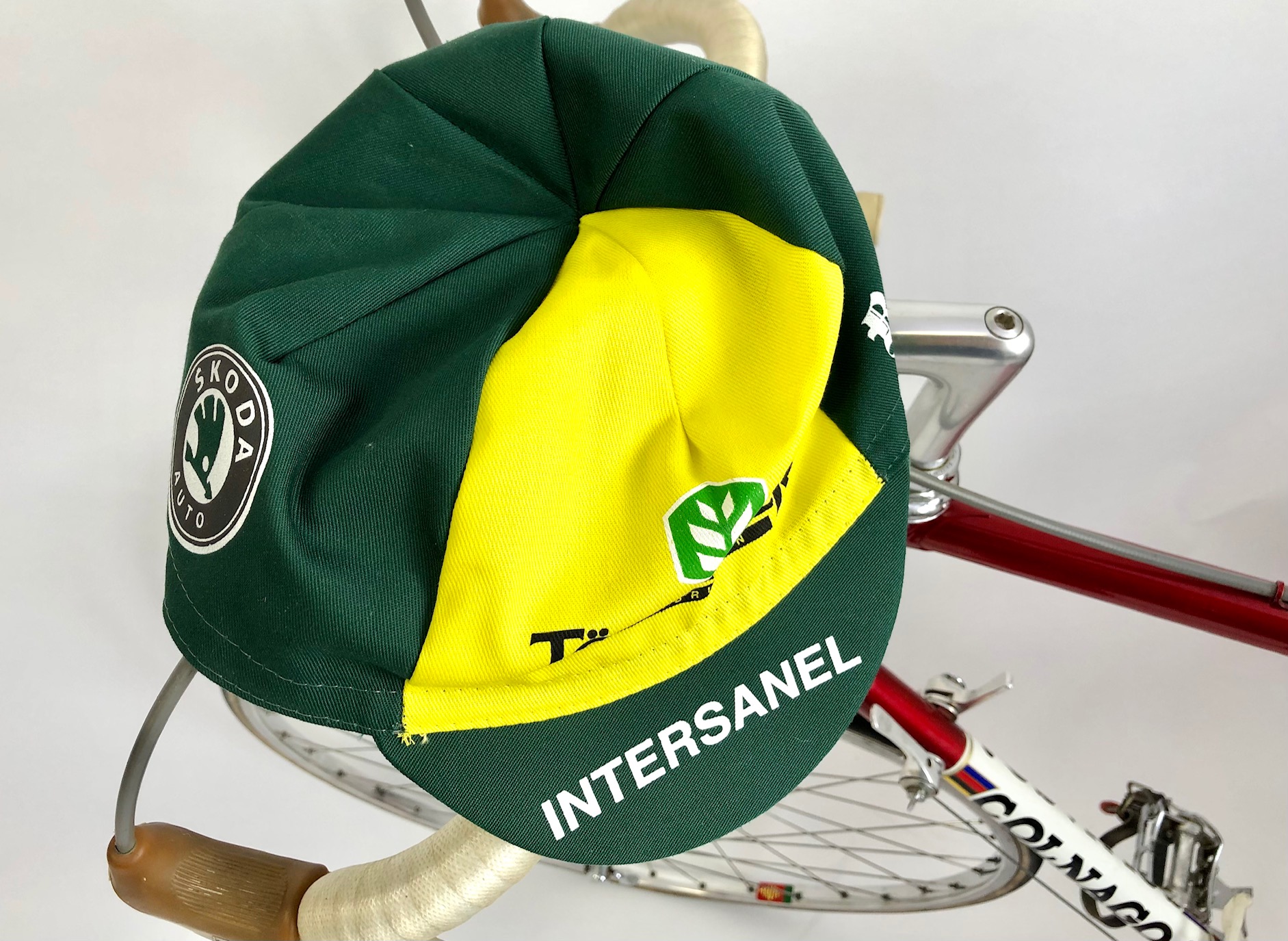 Rennradkappe_Historical_team_cap_retro_cycling_cap_radmutze_Rennkappe_Cycling_-Radlercap_La-Casquette_fahrradkultur_Tonissteiner_Intersanel_Skoda_Colnago_Global_Bakeries_Jef_de_Bil