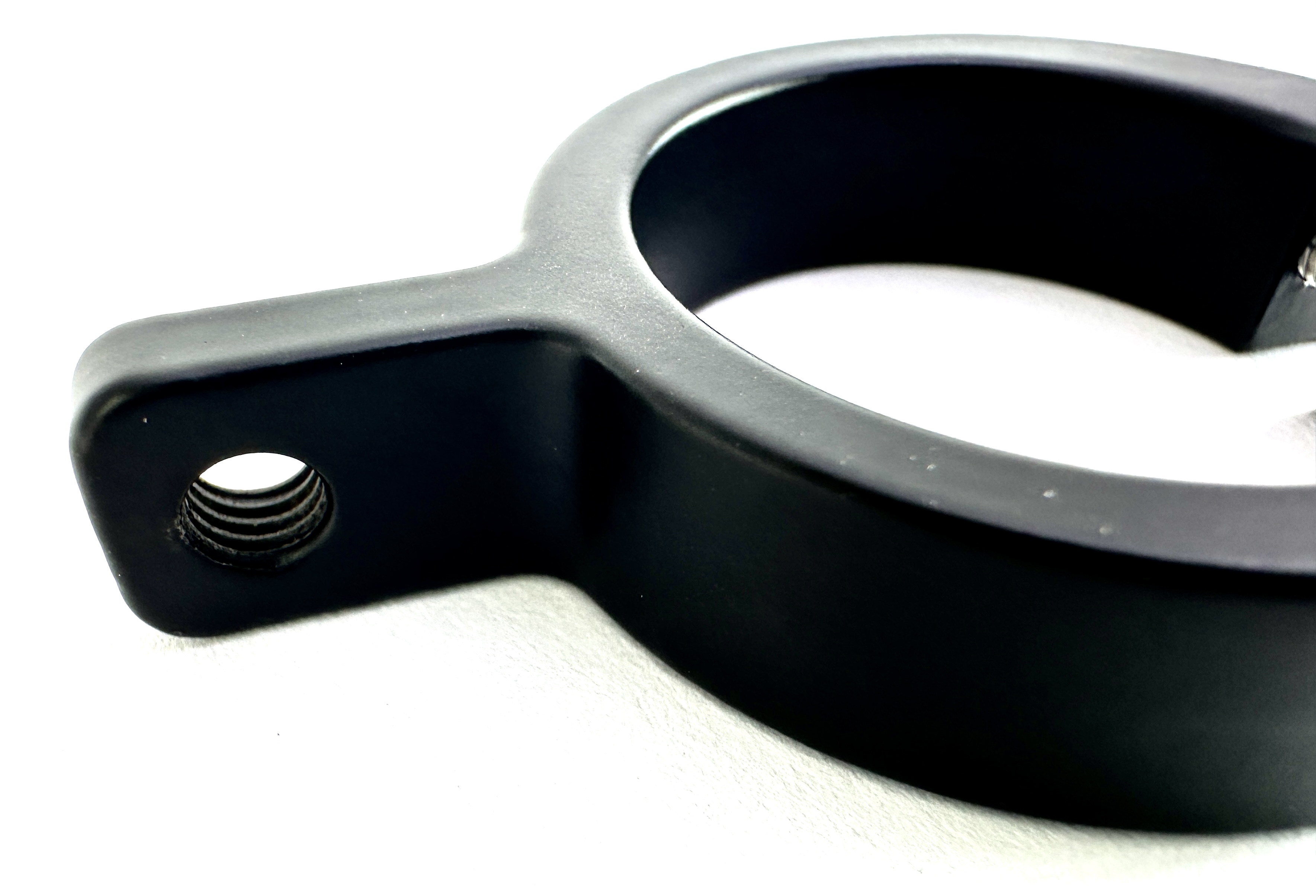 UD_Universalhalter_schwarz_c