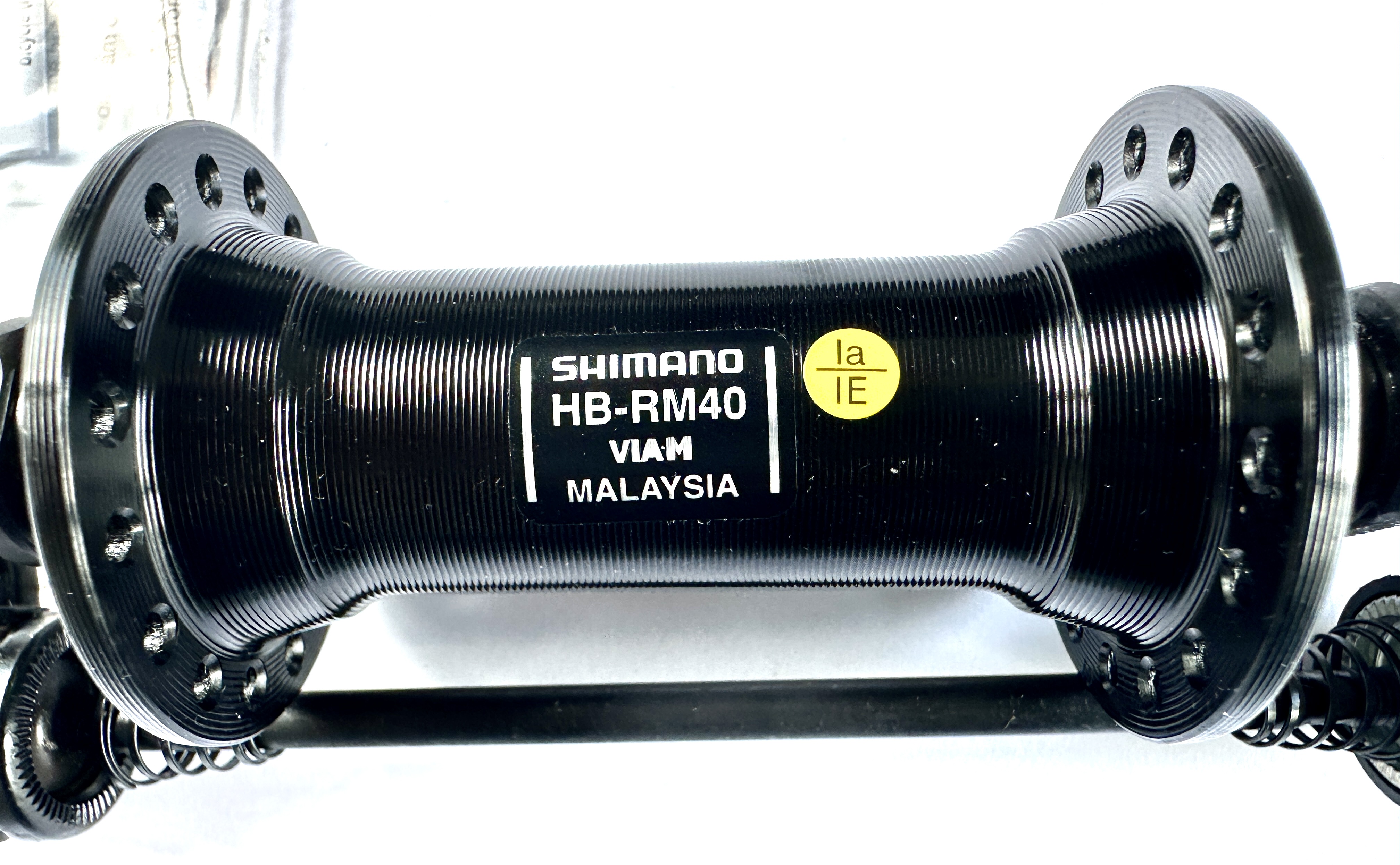 Mozzo anteriore Shimano  HB-RM40 a 32 fori, nero